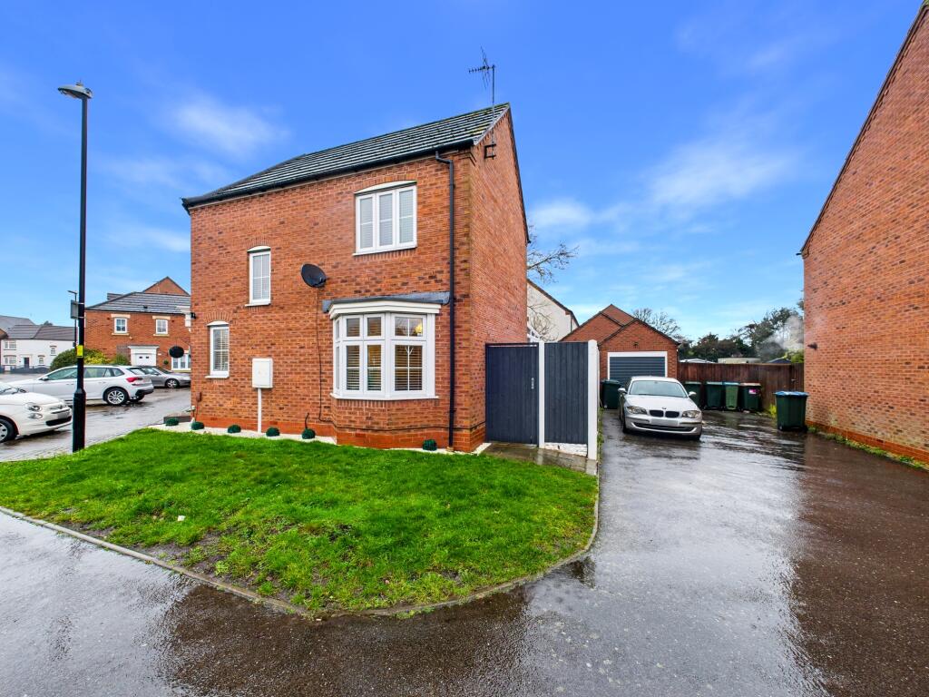 Main image of property: Elizabeth Way, Walsgrave, Coventry