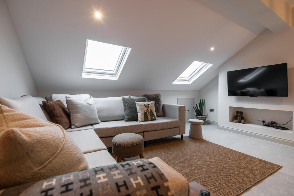 Main image of property: Aigburth Road, Liverpool