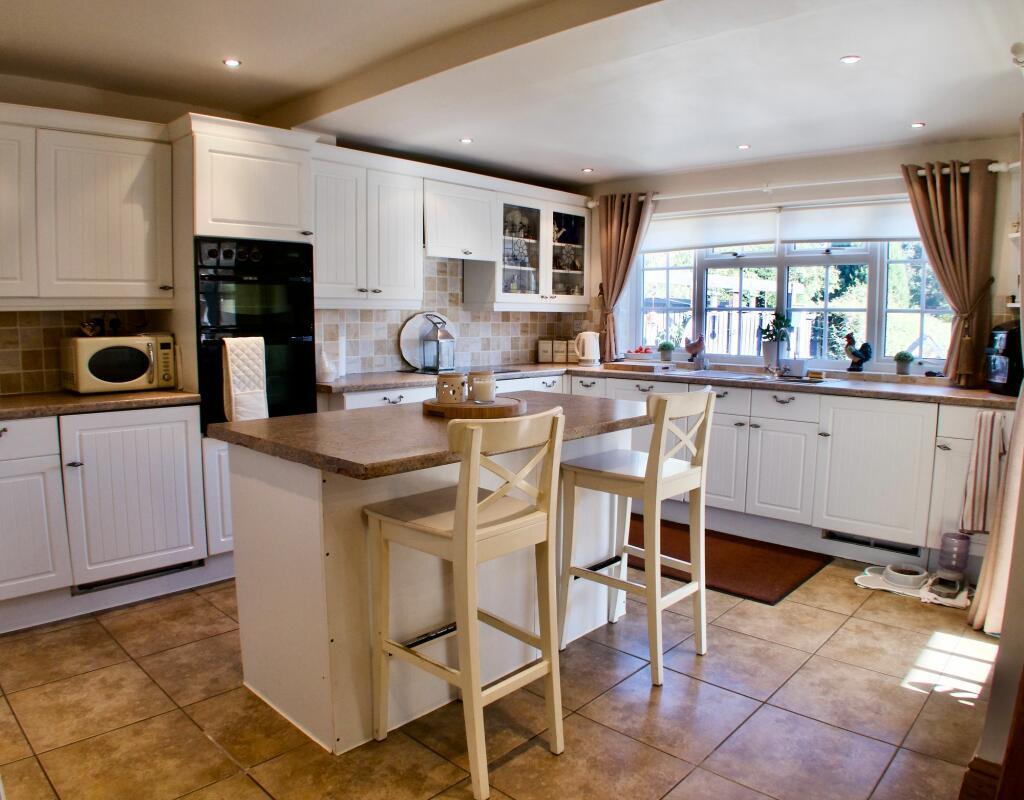 Additional property image - Mill Lane, Little Shrewley, CV35