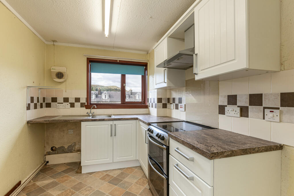 Additional property image - 28 West Street, Langholm, DG13 0DU
