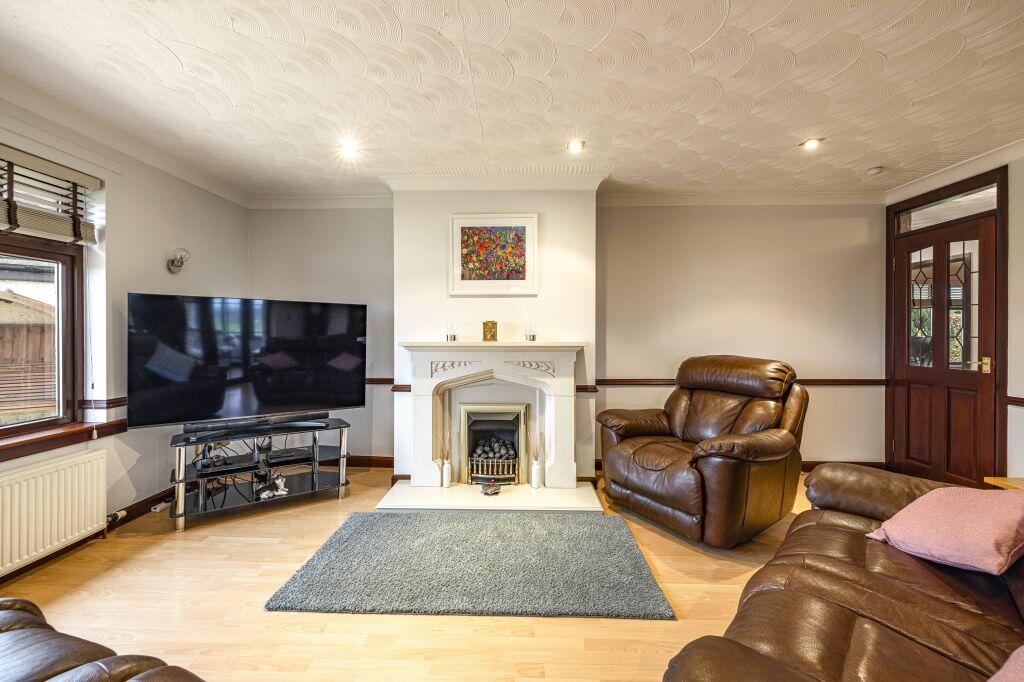 Additional property image - 8 Calverley Place, Lowthertown, Eastriggs, Annan, DG12 6TR