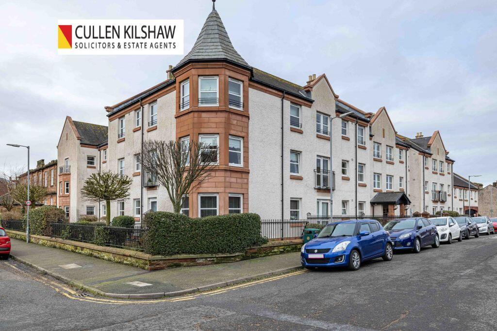 Main image of property: 32 Murray Court, Annan, DG12 6FD