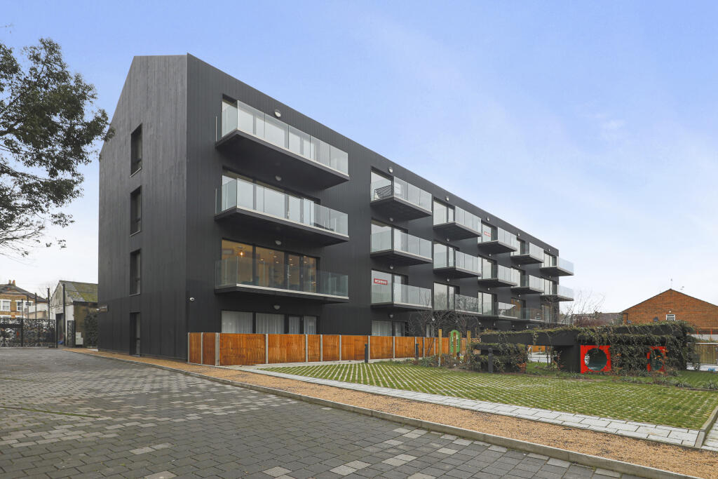 Additional property image - Coppice Yard, Croydon, CR0