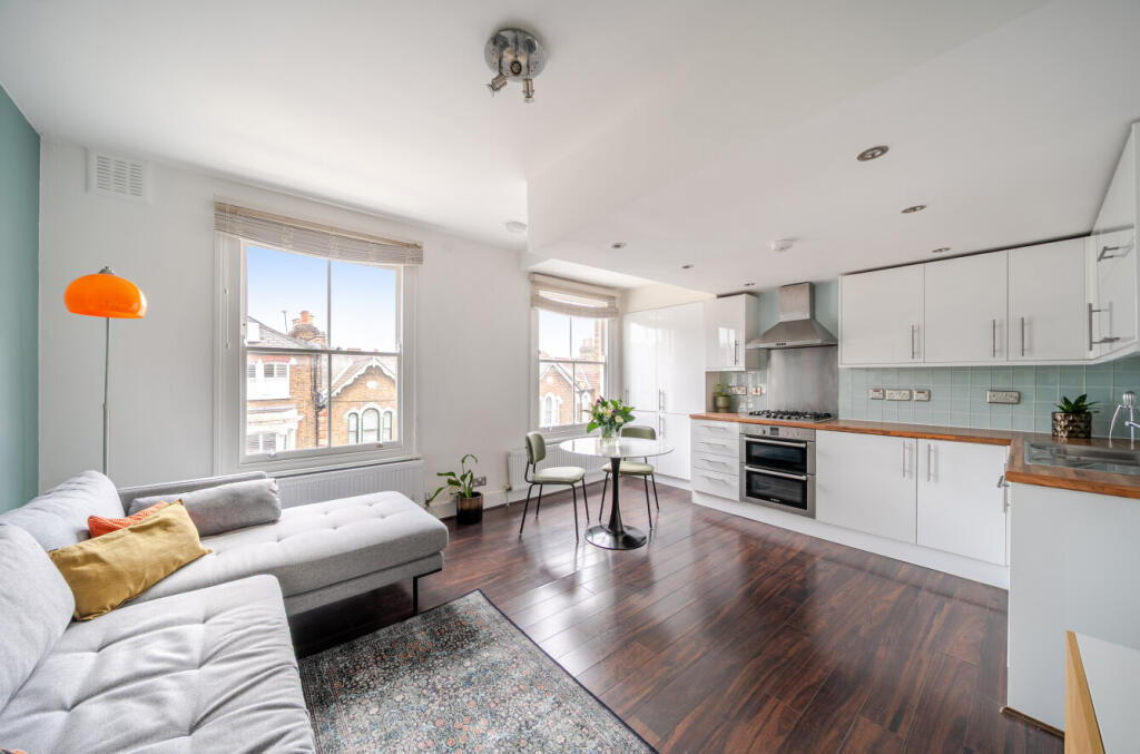 Main image of property: Chetwynd Road, London, NW5