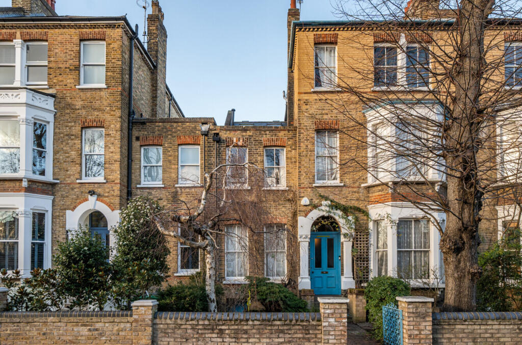 Main image of property: St. Georges Avenue, London, N7