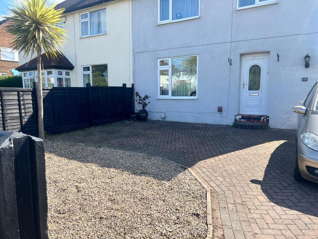 Main image of property: Glaisdale Drive West, Nottingham, Nottinghamshire, NG8