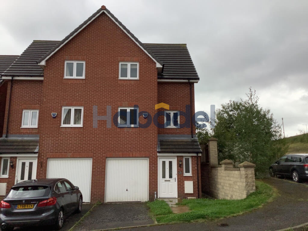 Main image of property: 35 Hawshaw Bank, Hoyland, Barnsley, S74 9ND