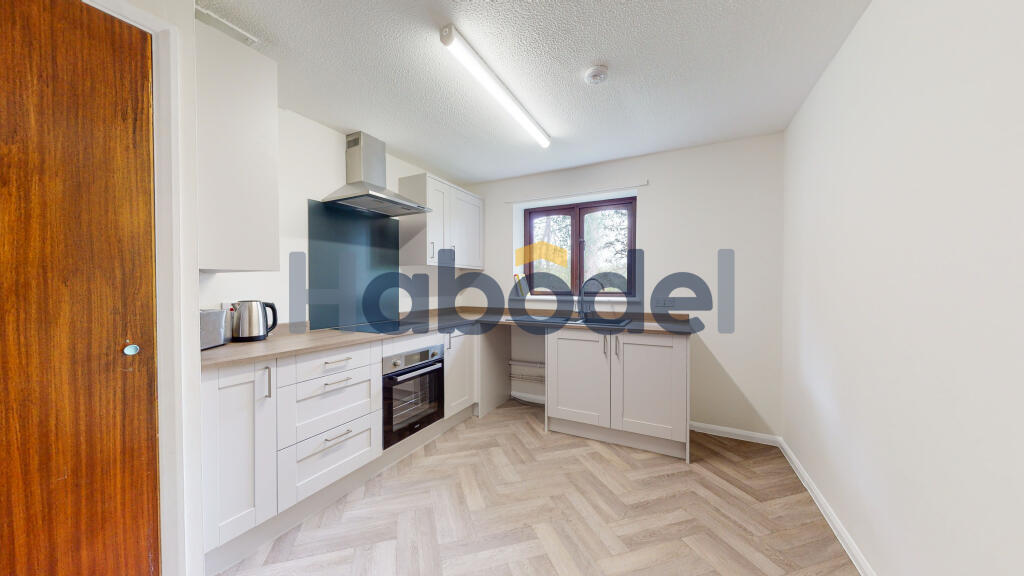 Main image of property: 5 The Paddocks, Martlesham Heath, Ipswich, IP5 3UH