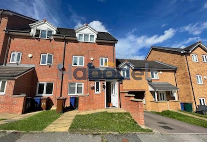 Main image of property: 26 Hawshaw Bank, Hoyland, Barnsley, S74 9ND