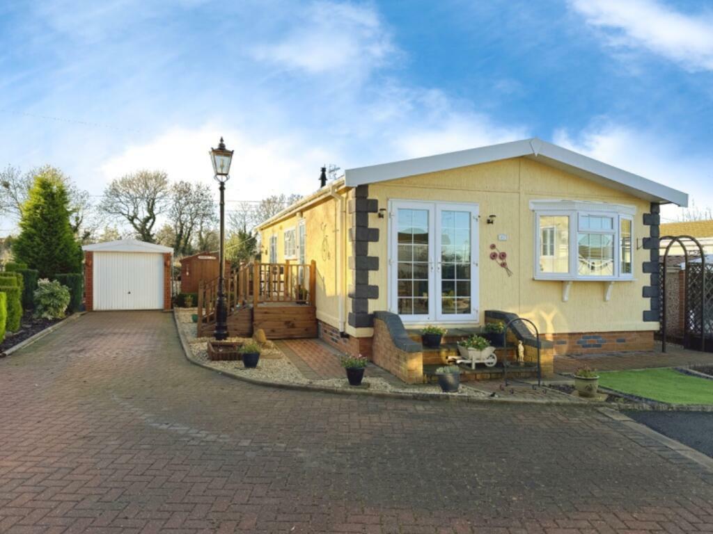 2 bedroom park home for sale in Eastfield Park, Tuxford, Newark, NG22