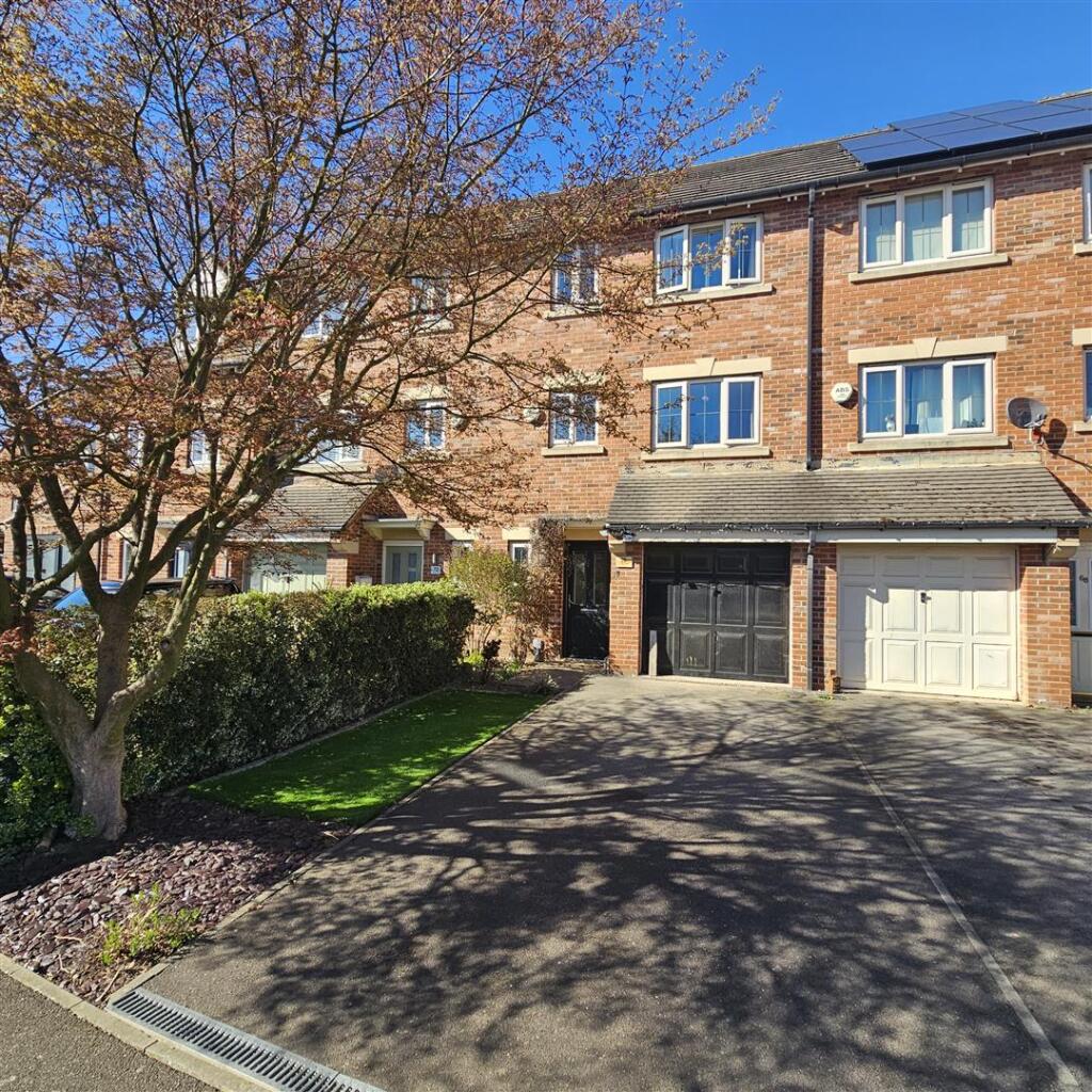 Main image of property: Burleigh Court, Tuxford, Newark