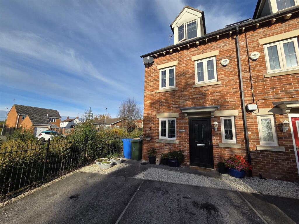Main image of property: Burleigh Court, Tuxford, Newark