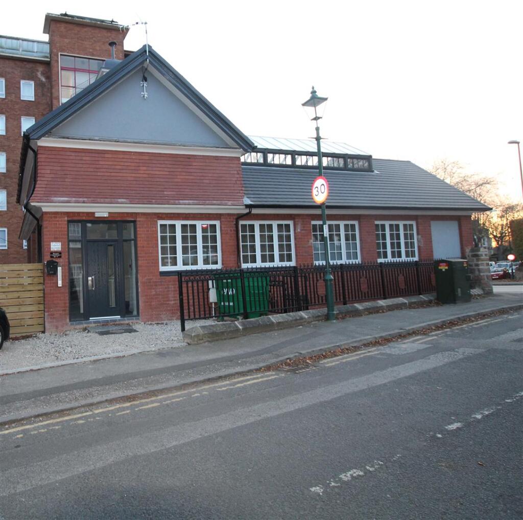 Main image of property: Woodborough Road, Nottingham