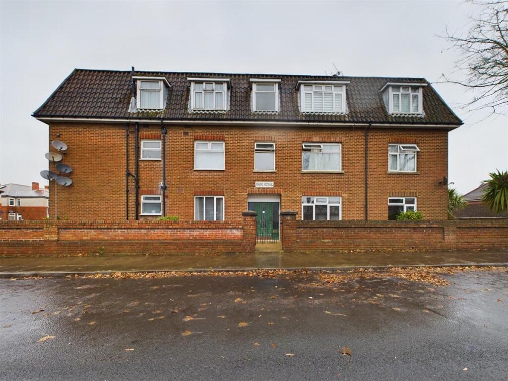 Main image of property: Flat 2 Park Royal, Northern Parade, Portsmouth, Hants, PO2 9LS