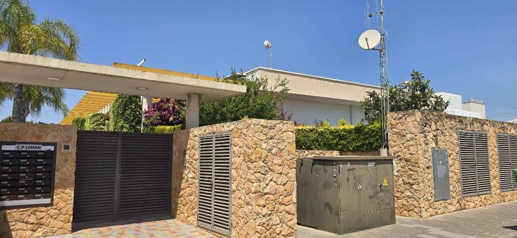 Main image of property: Mil Palmeras, Alicante, Valencia