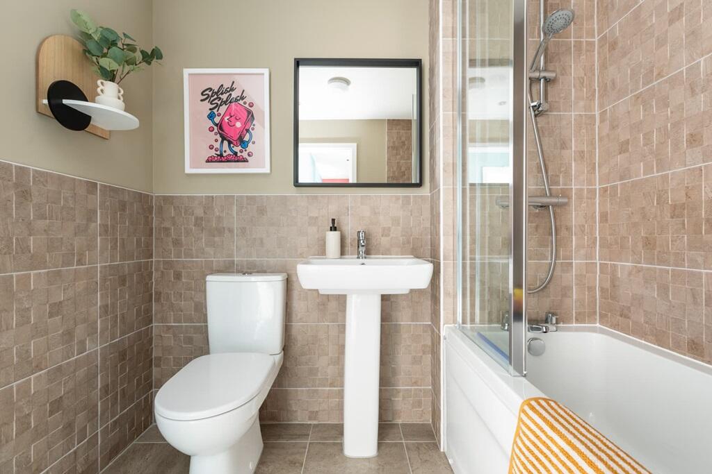 Additional property image - Holbrook Lane,
Coventry,
CV6 4QY