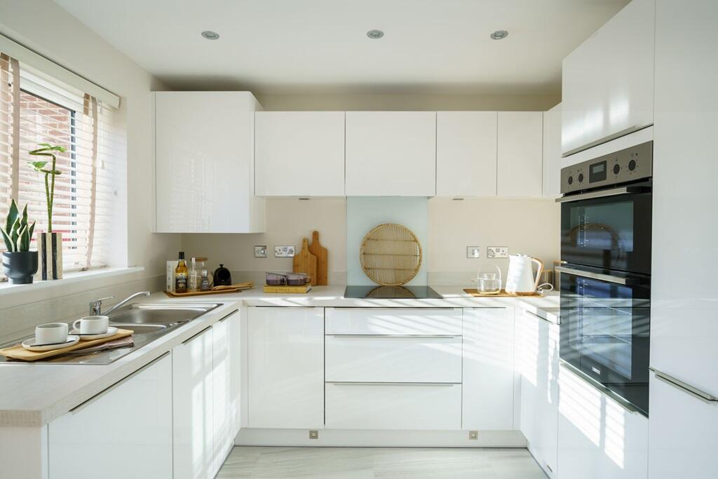 Main image of property: Holbrook Lane,
Coventry,
CV6 4QY