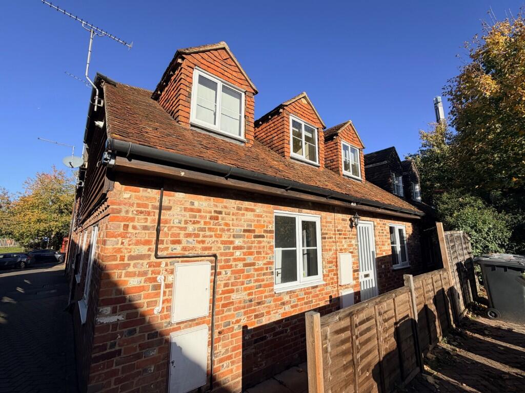 Main image of property: Boormans Mews, ME18