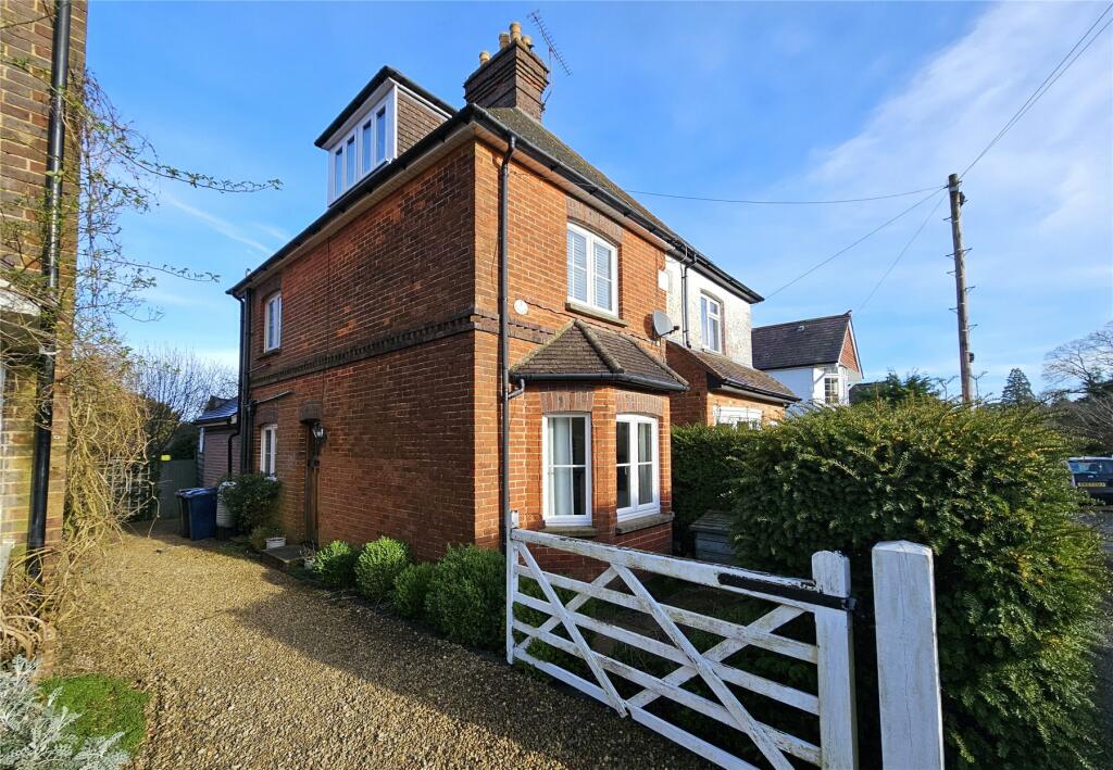 3 bedroom semidetached house for sale in Beacon Hill Road, Hindhead