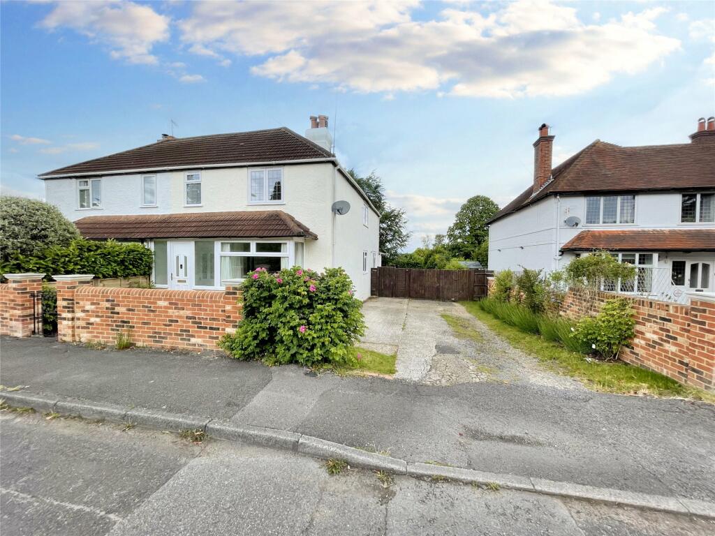 3 bedroom semidetached house for sale in Beacon Hill Road, Hindhead