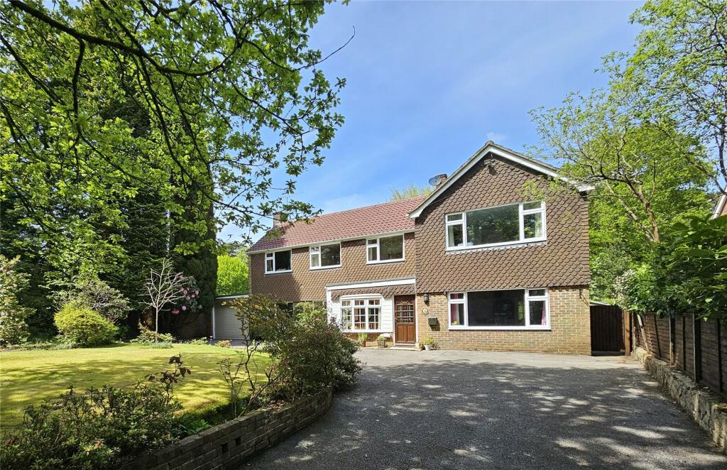 4 bedroom detached house for sale in Tower Road, Hindhead, Surrey, GU26