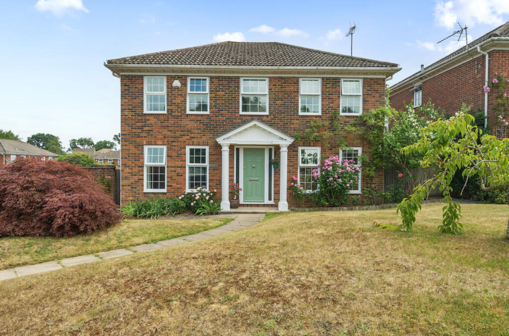Main image of property: Parkhurst Fields, Churt, Farnham, Surrey, GU10