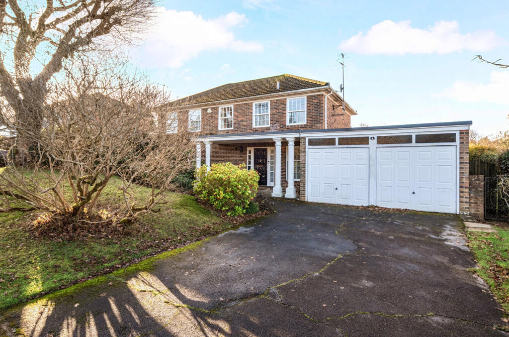 Main image of property: Parkhurst Fields, Churt, Farnham, Surrey, GU10