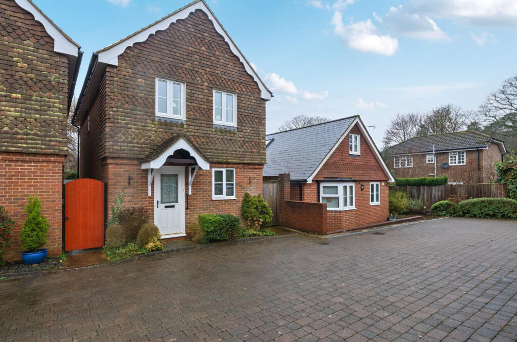 Main image of property: Crossways Road, Grayshott, Hindhead, Hampshire, GU26