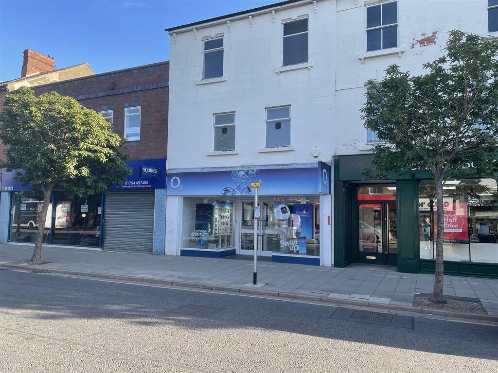 Commercial property to lease in Lumley Road, Skegness, PE25