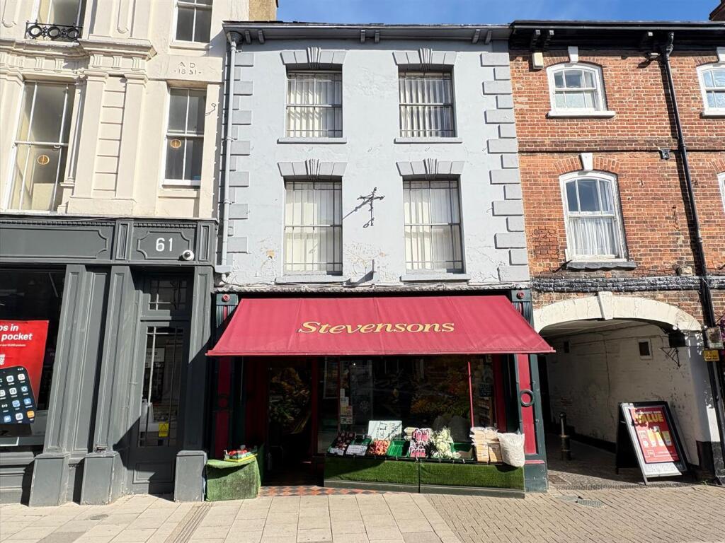 Main image of property: Eastgate, Louth