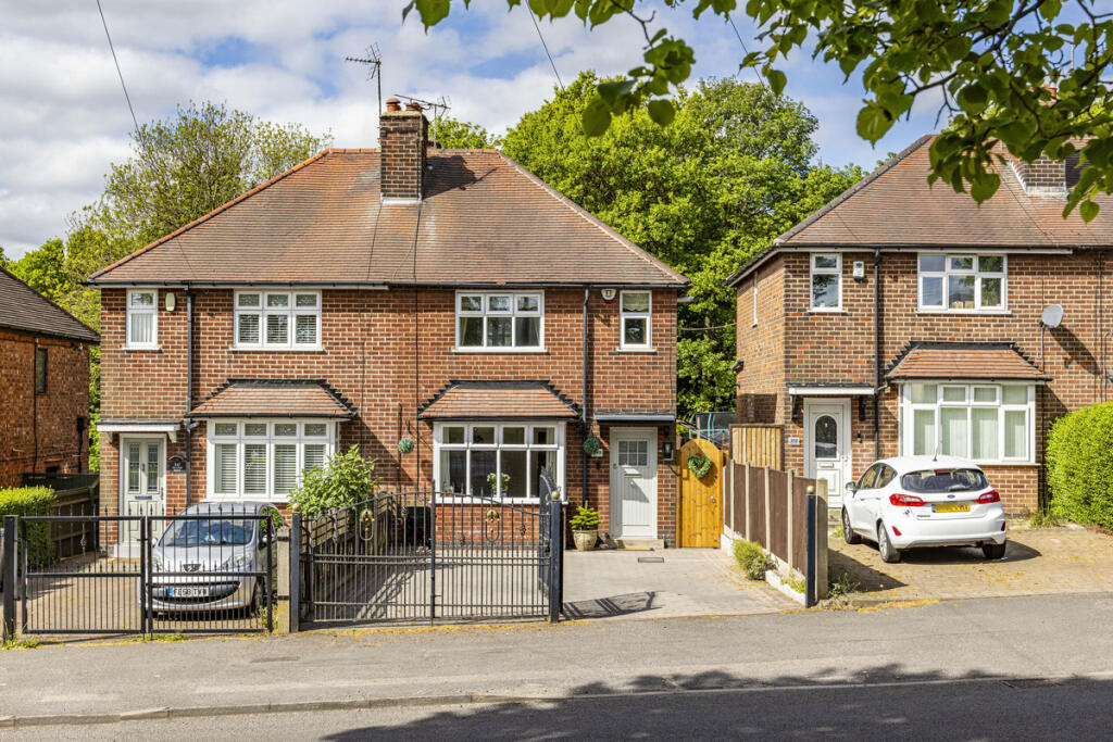 Main image of property: Heanor Road, Ilkeston, DE7
