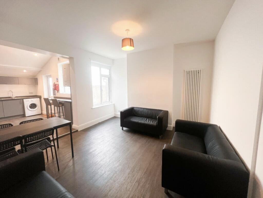 Main image of property: Room 2, Ash Road, Horfield