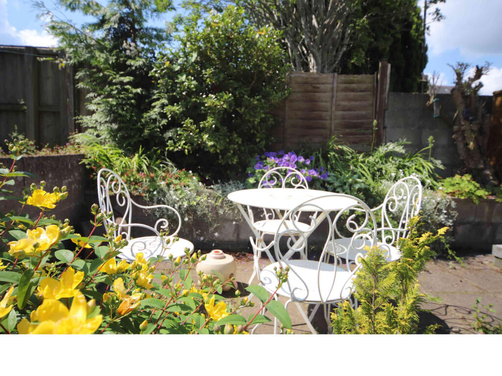 Main image of property: Cardiff, CF24