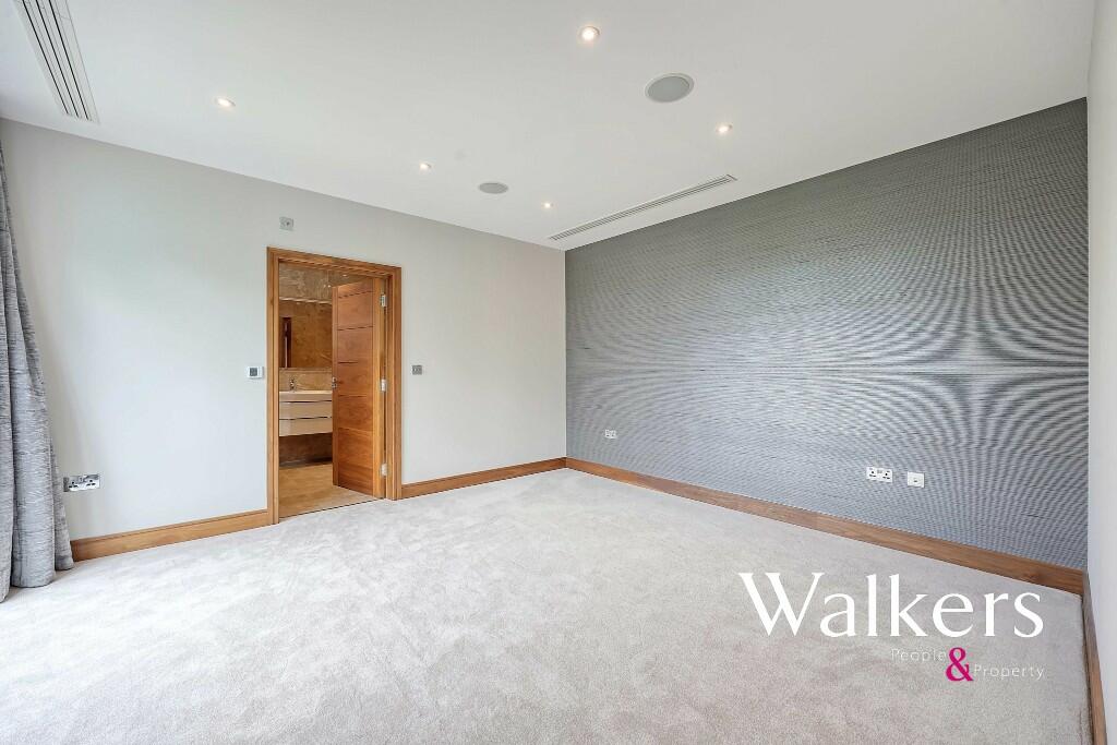 Additional property image - New London Road, Chelmsford
