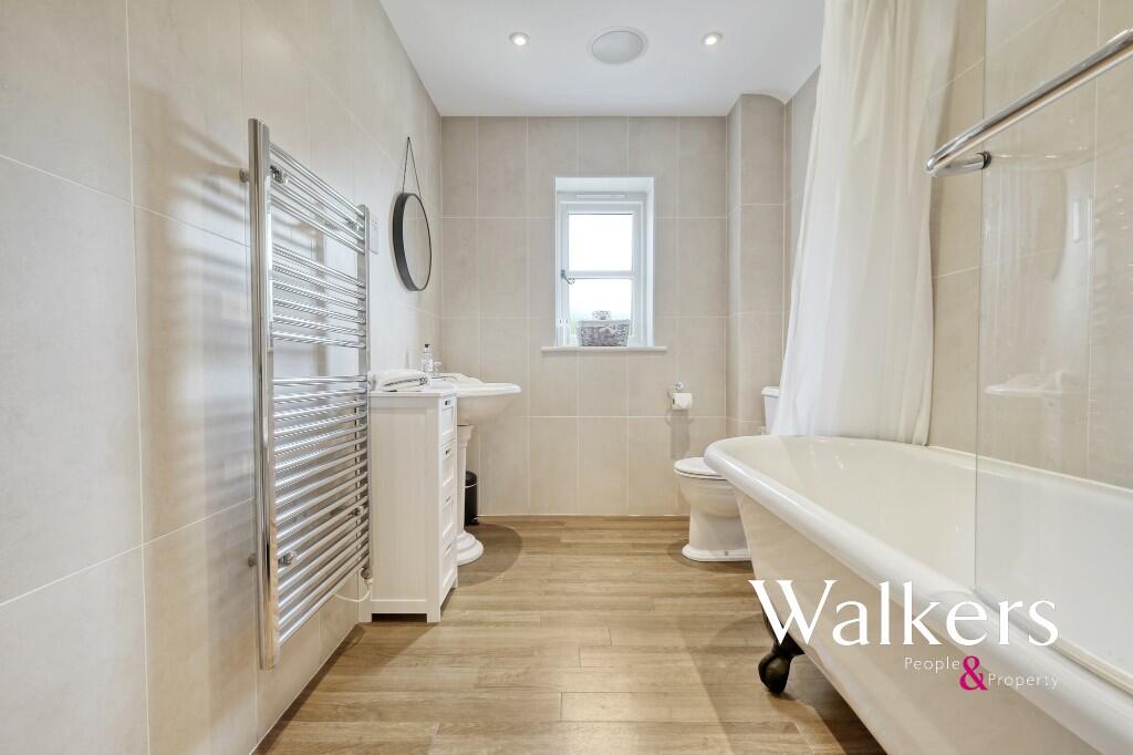 Additional property image - Newney Green, Writtle