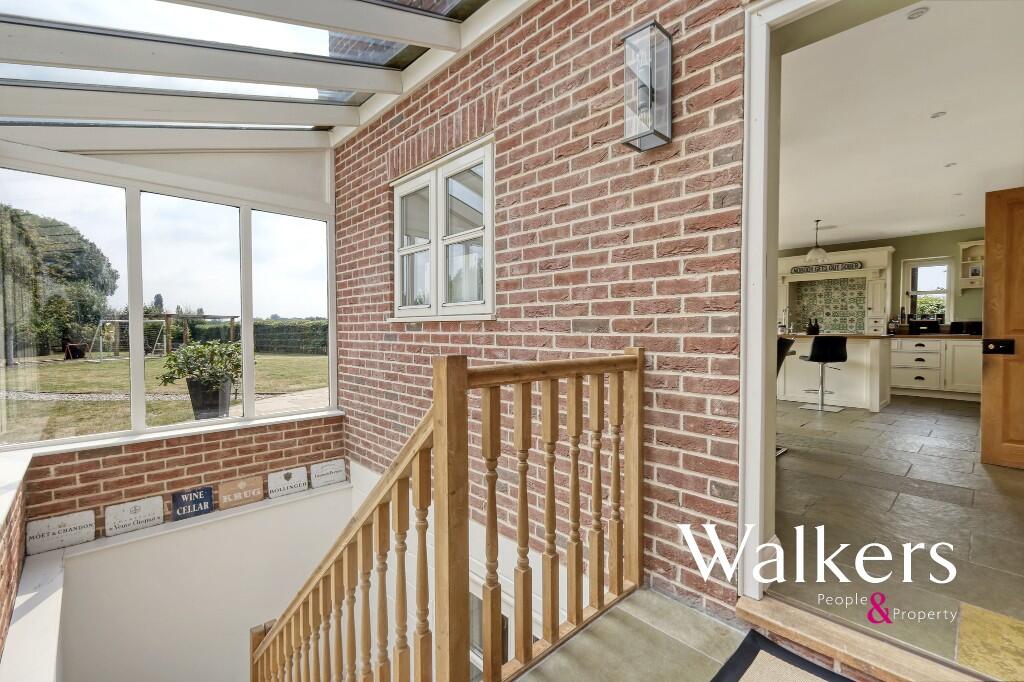 Additional property image - Newney Green, Writtle