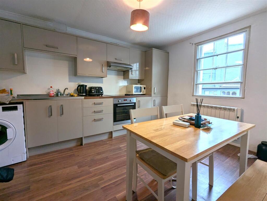 Main image of property: Nevill Street, Tunbridge Wells