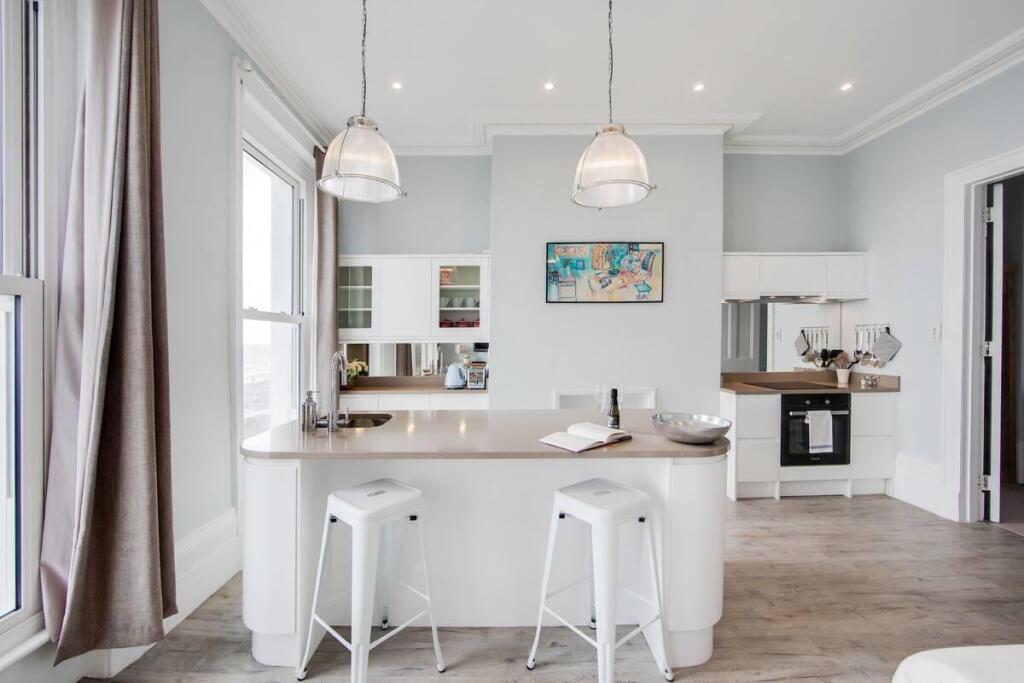 Main image of property: Marina, St Leonards-On-Sea