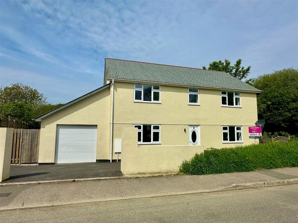 Main image of property: Lanwithan Road, Lostwithiel, PL22 0ES