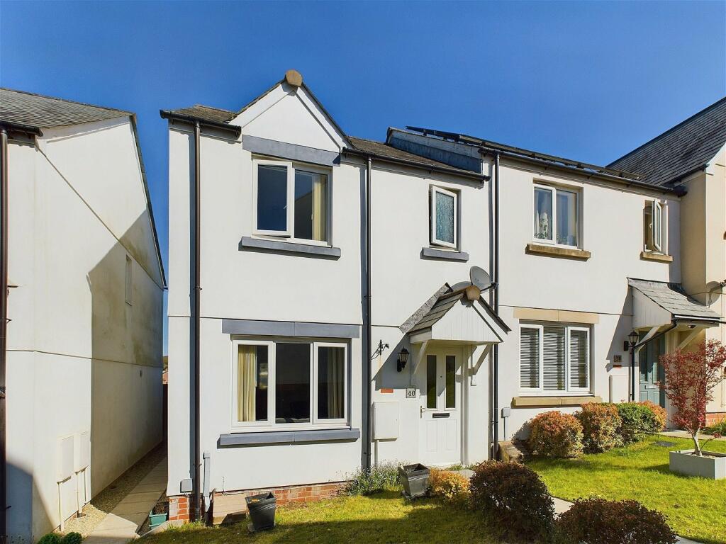 3 bedroom end of terrace house for sale in Mountside Road, Par, PL24