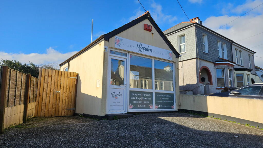 Main image of property: Slades Road, St. Austell, PL25 4EX