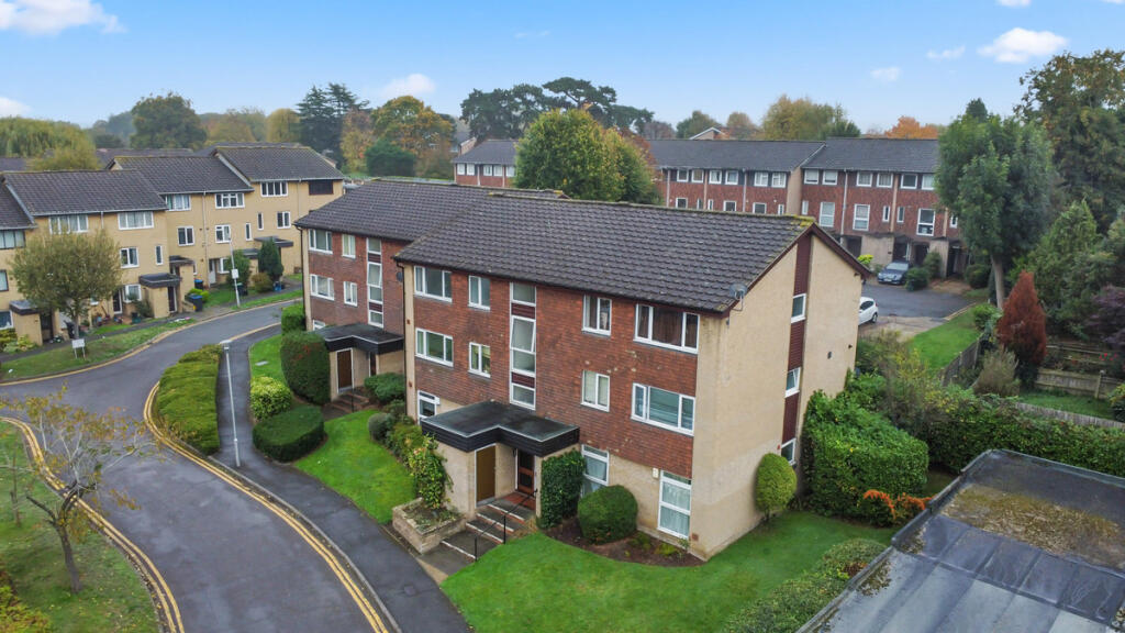 Main image of property: Bardsley Close, Croydon, CR0