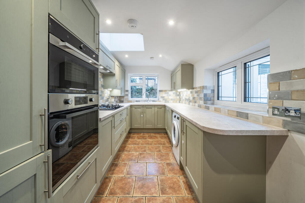 Main image of property: Short Road, Chiswick, W4