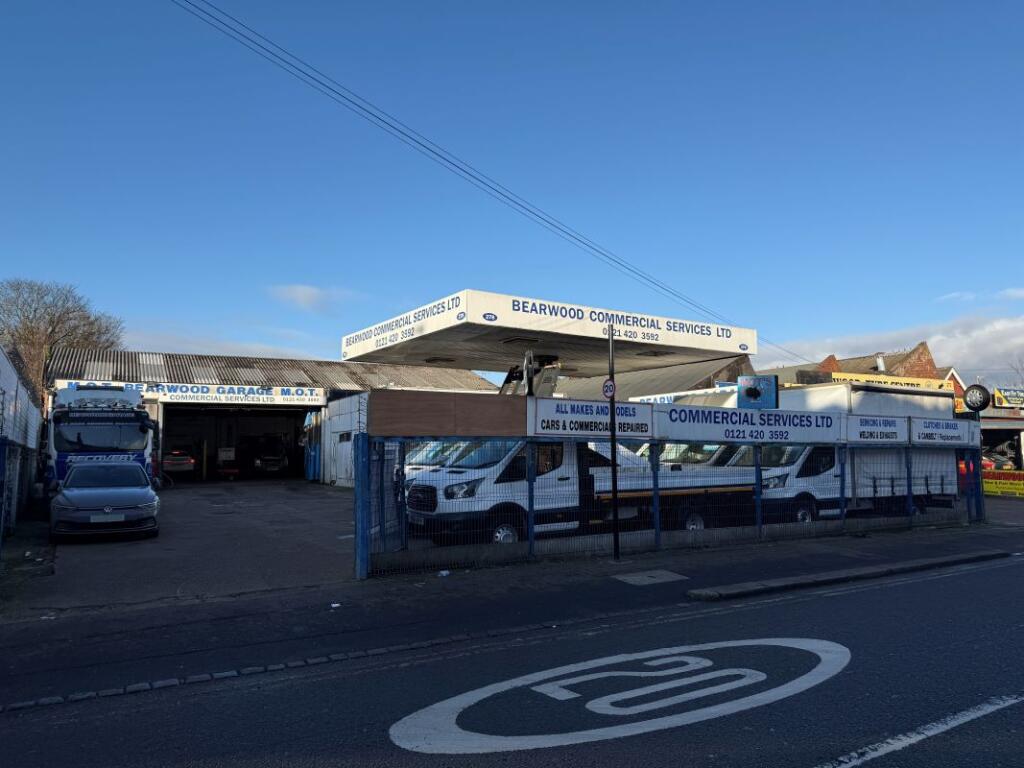 Main image of property: 278-280 Bearwood Road, Smethwick, B66 4HT