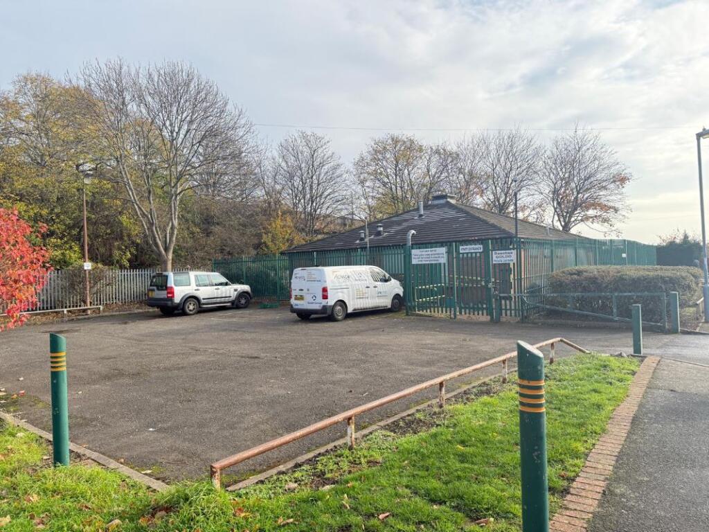 Main image of property: Former Beeches Goldd Day Care Centre, 174 Beeches Road, Great Barr, Birmingham, B42 2HN