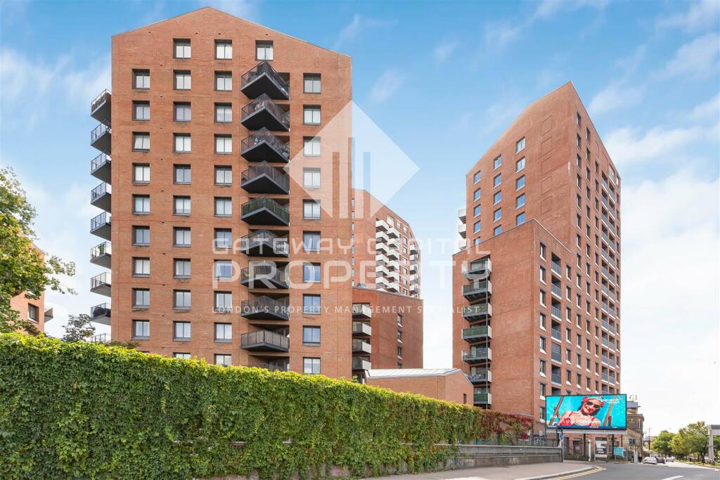 Main image of property: River Apartment, 21 Gillender Street, Bow E3