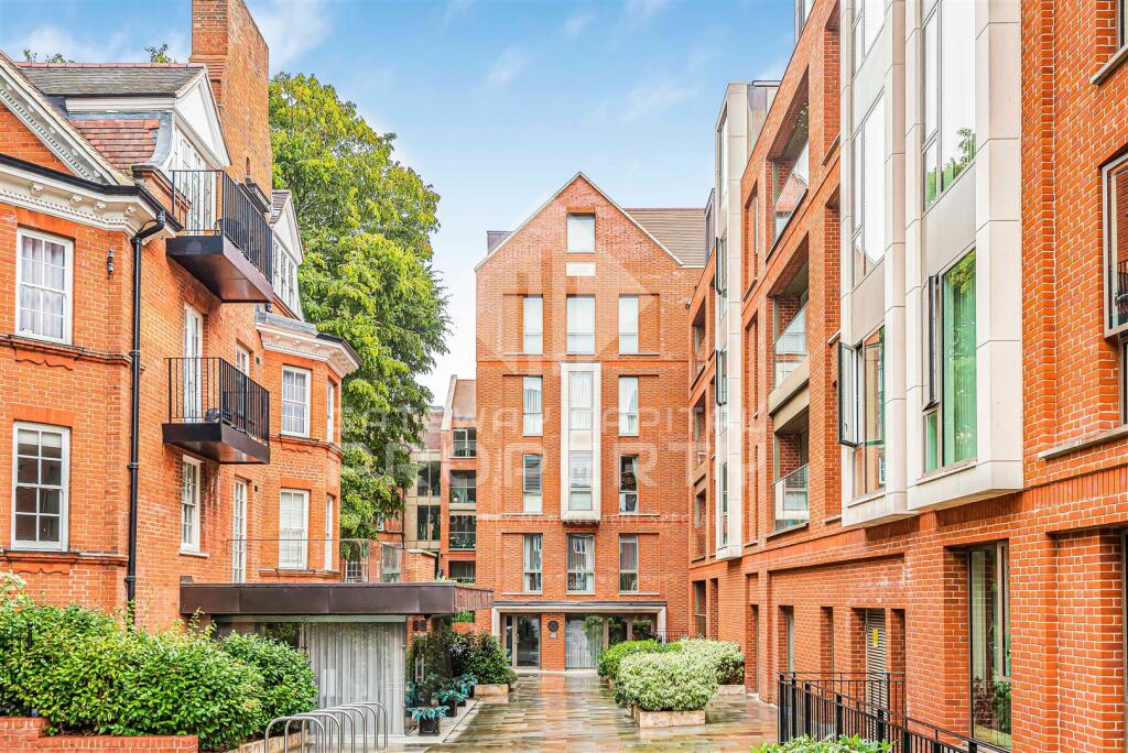 Main image of property: Kidderpore Avenue, Hampstead, London, NW3