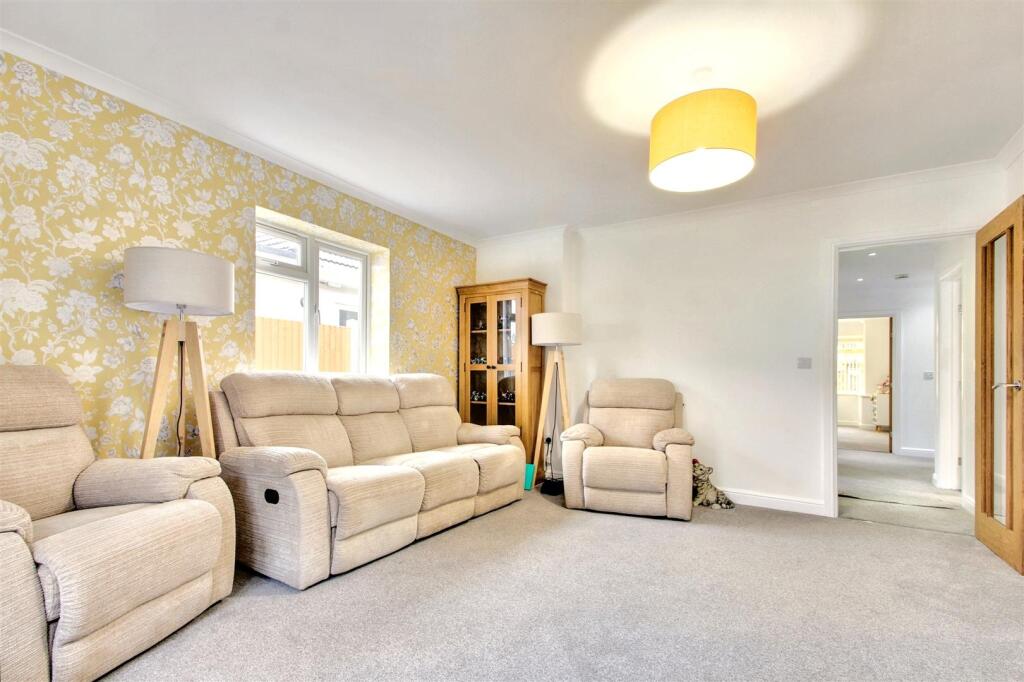 Additional property image - Langbury Lane, Ferring, Worthing