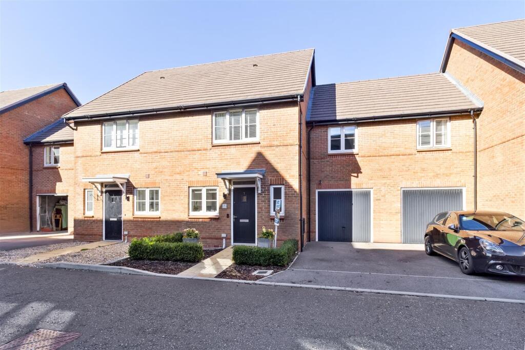 3 bedroom semi-detached house