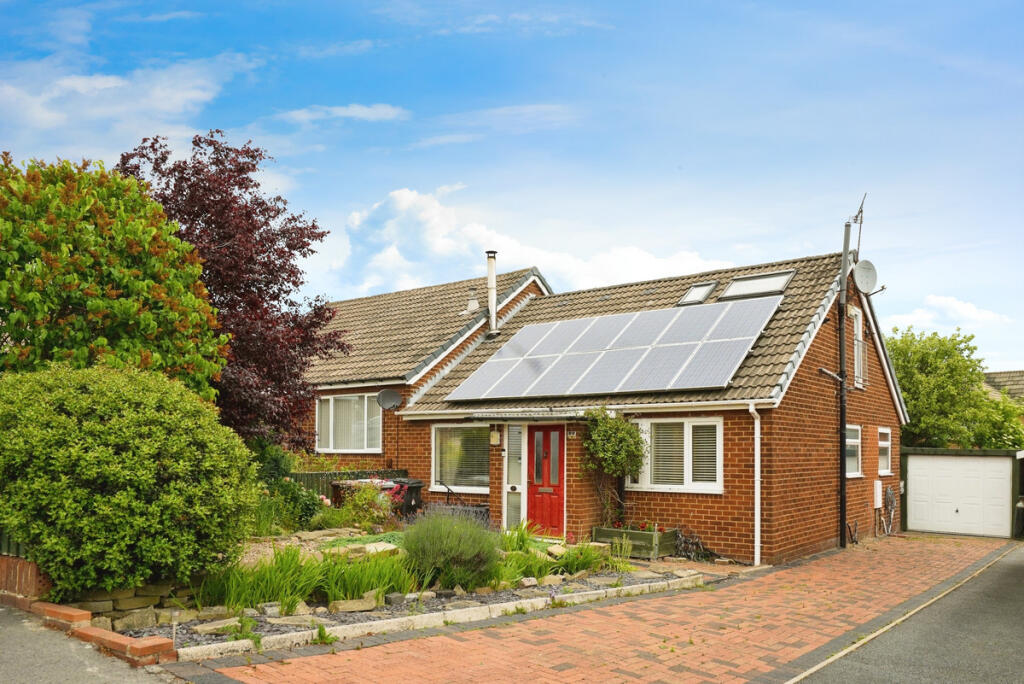 Main image of property: Harwill Grove, Leeds, LS27 7